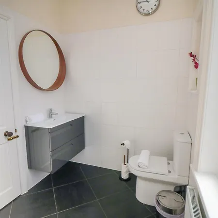 South Bay House * 스카버러