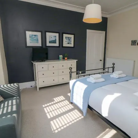 South Bay House * Scarborough