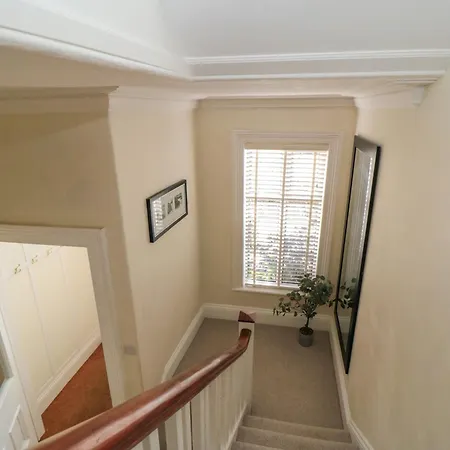 Дом отдыха South Bay House Скарборо