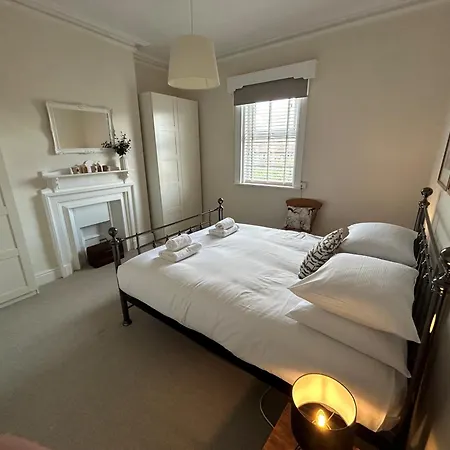 South Bay House * 斯卡伯勒
